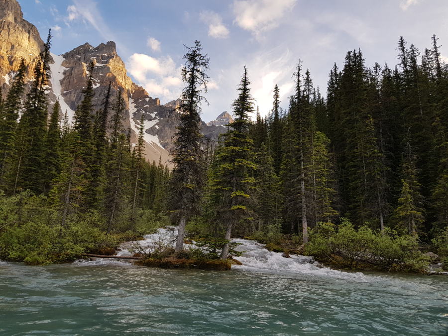 lake_moraine_weiterer_zufluss