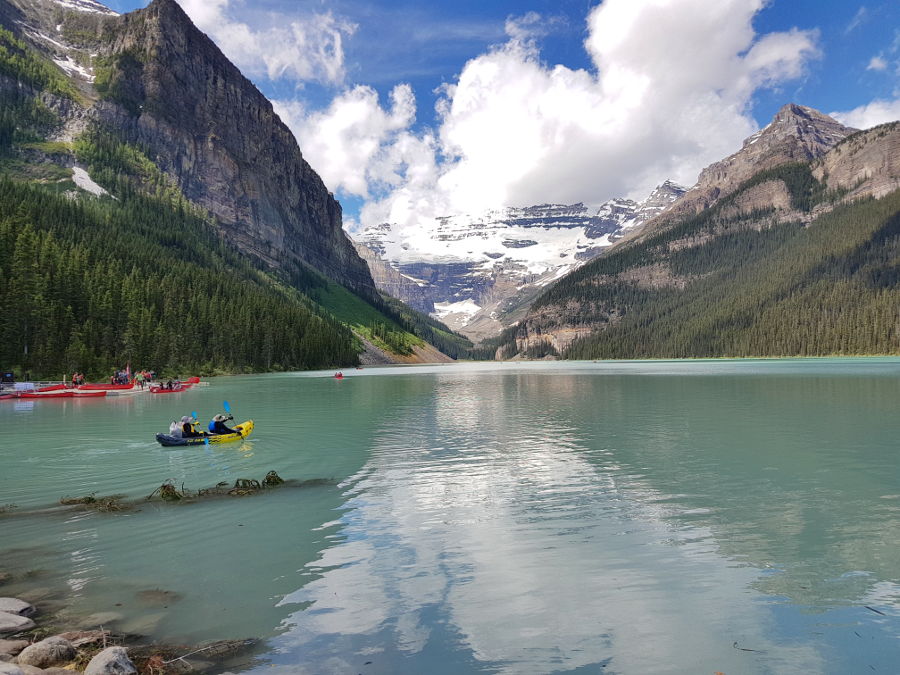 lake_louise_schlauchboot