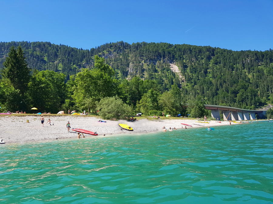 sylvensteinsee_faller_klamm_bruecke_strand_fall