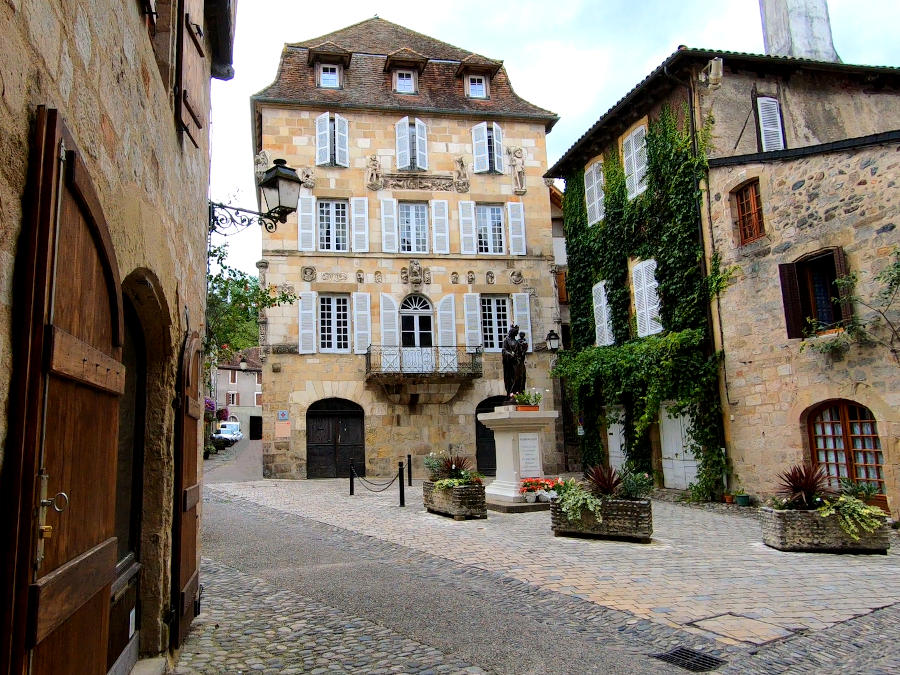 kutatási man in dordogne