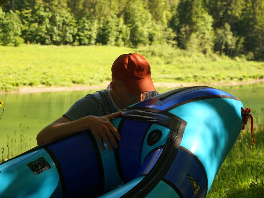 alpacka_packraft_aufpusten